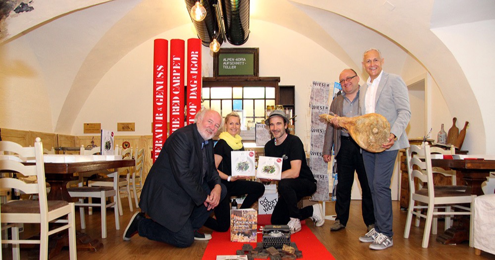 Roter Teppich f&uuml;r die Literatur im Ossiacher Hof