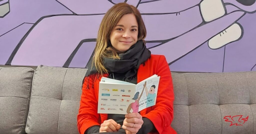 Safer Internet Day 2022: Ratgeber &bdquo;M&auml;dchen im Netz &ndash; Safe im Cyberspace&ldquo; unterst&uuml;tzt junge Frauen im Netz