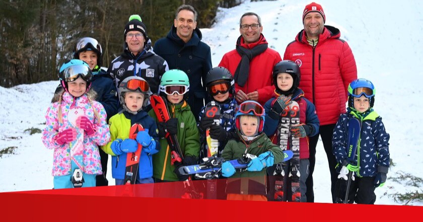 &Uuml;ber 1000 Kinder bei Wintersportschnuppern